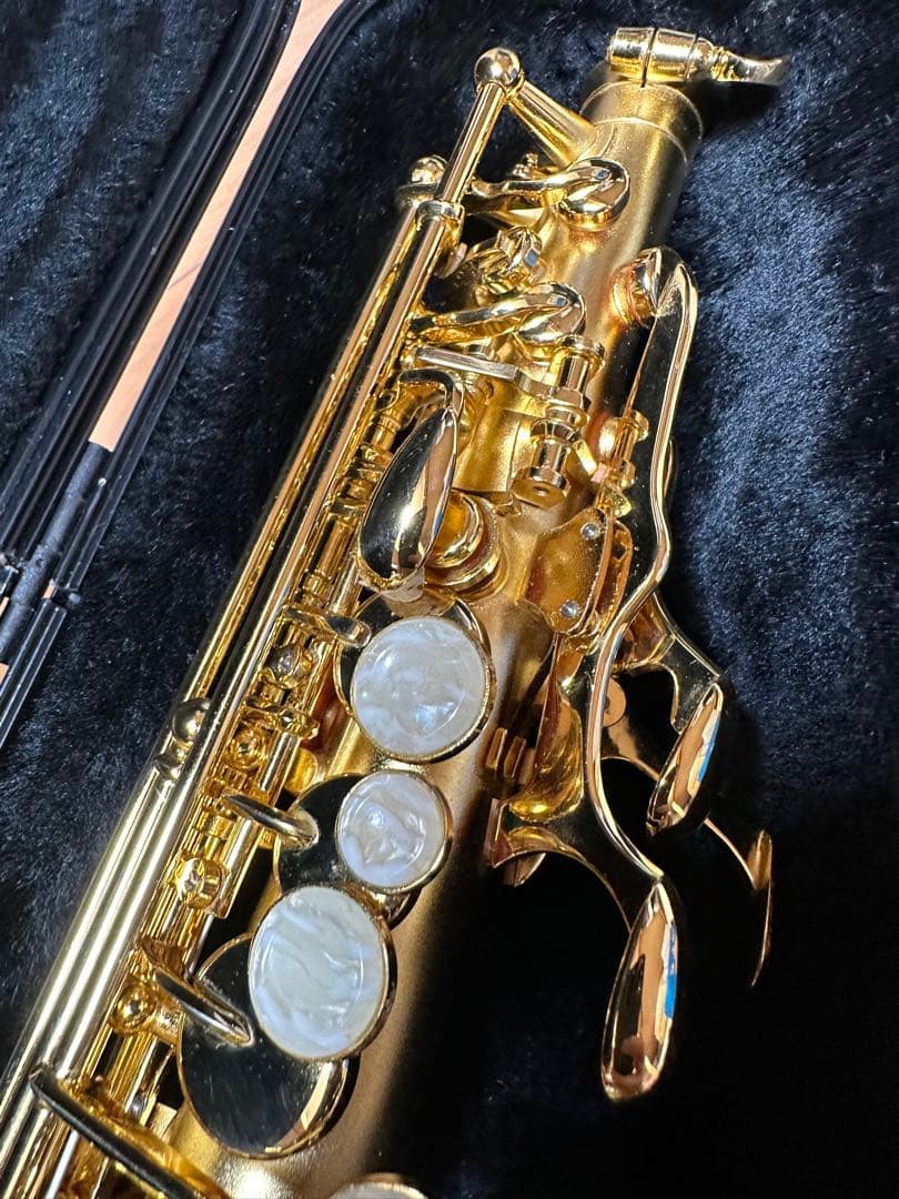 良品 ソプラノサックス サテンゴールド ケース付き