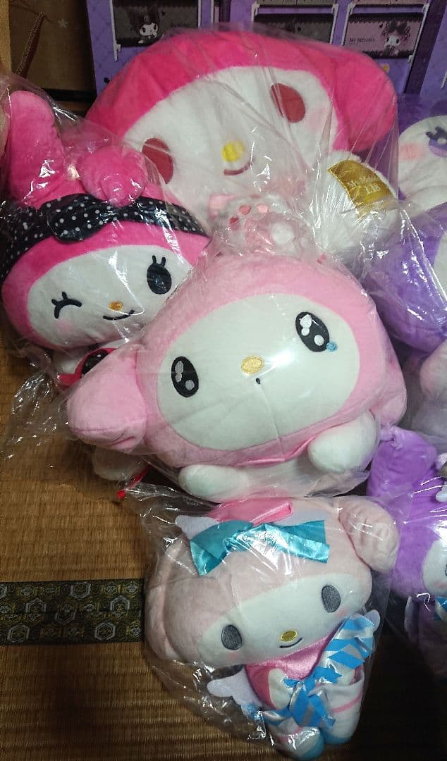 週末セール！！クロミ　マイメロぬいぐるみ収納ケースソープボトルブランケットセット