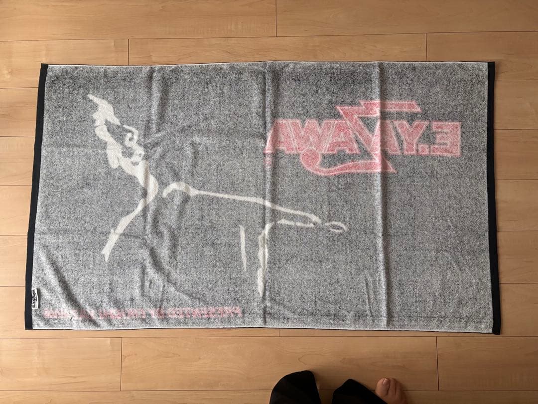 E.YAZAWA タオル SBT赤黒シルエットデザイン 希少 極レア