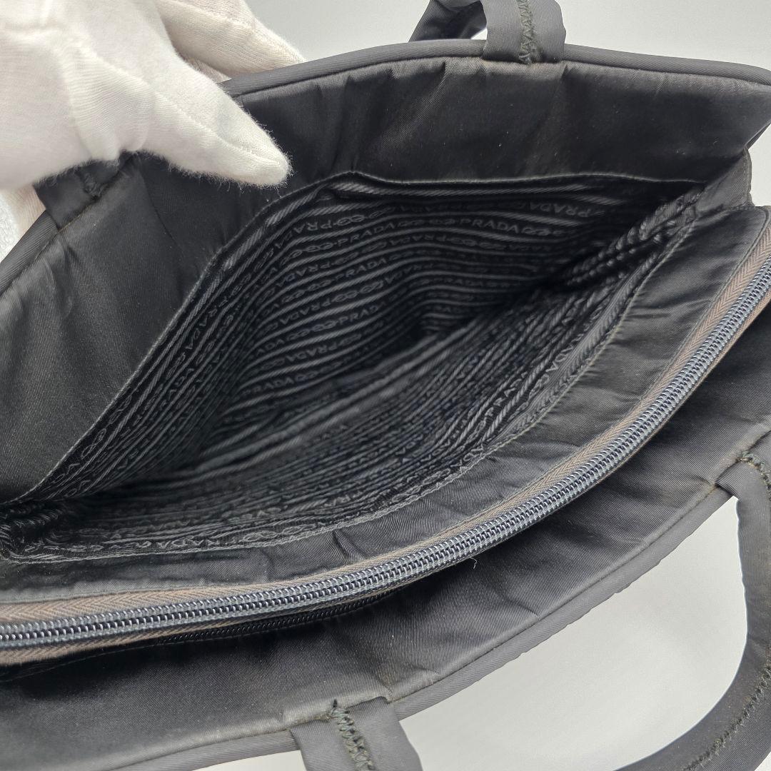 takapi様✨【三角プレート　A4可】プラダ　ビジネスバッグ　テスートナイロン