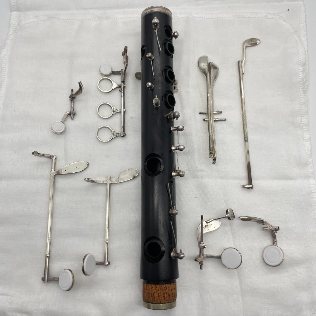 ぽ*て様 【レザータンポ全交換・特価】クラリネット SelmerUSA Solo