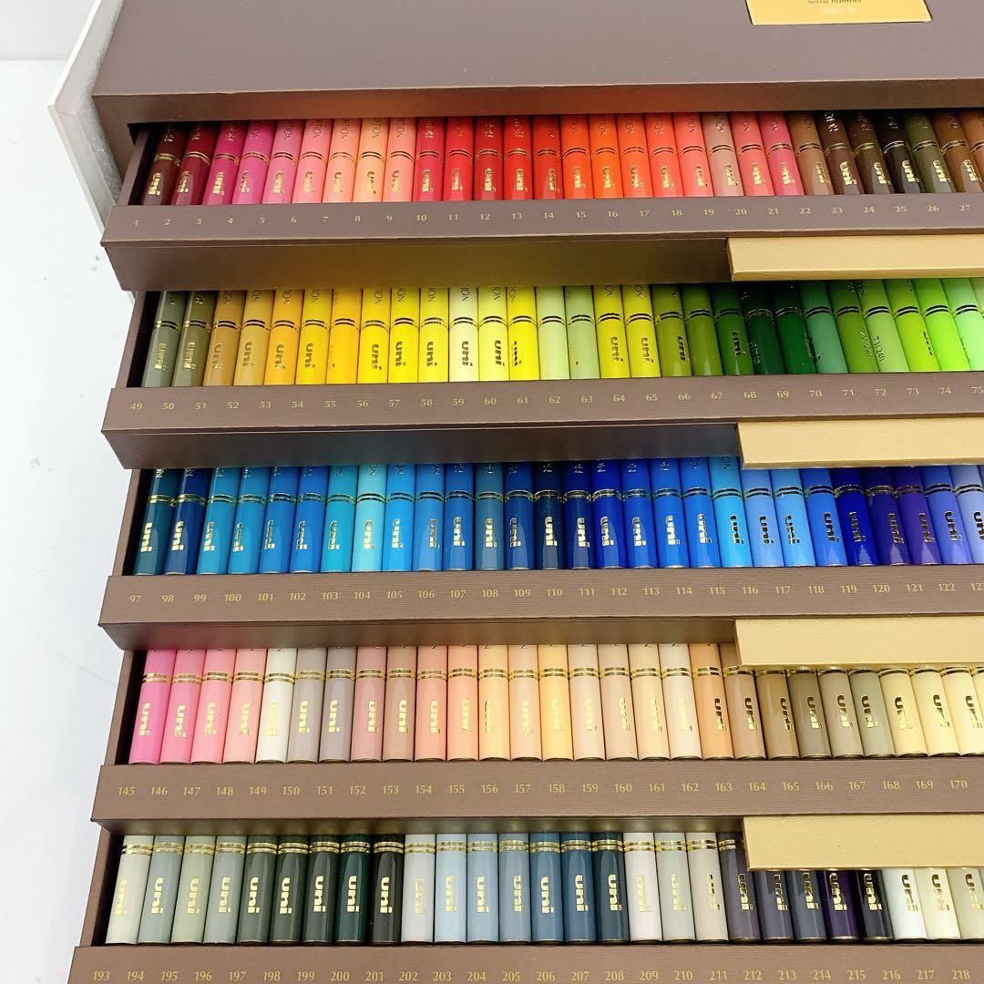 11SAM31【未使用】uni COLOR 色鉛筆 240本 箱付き 文房具