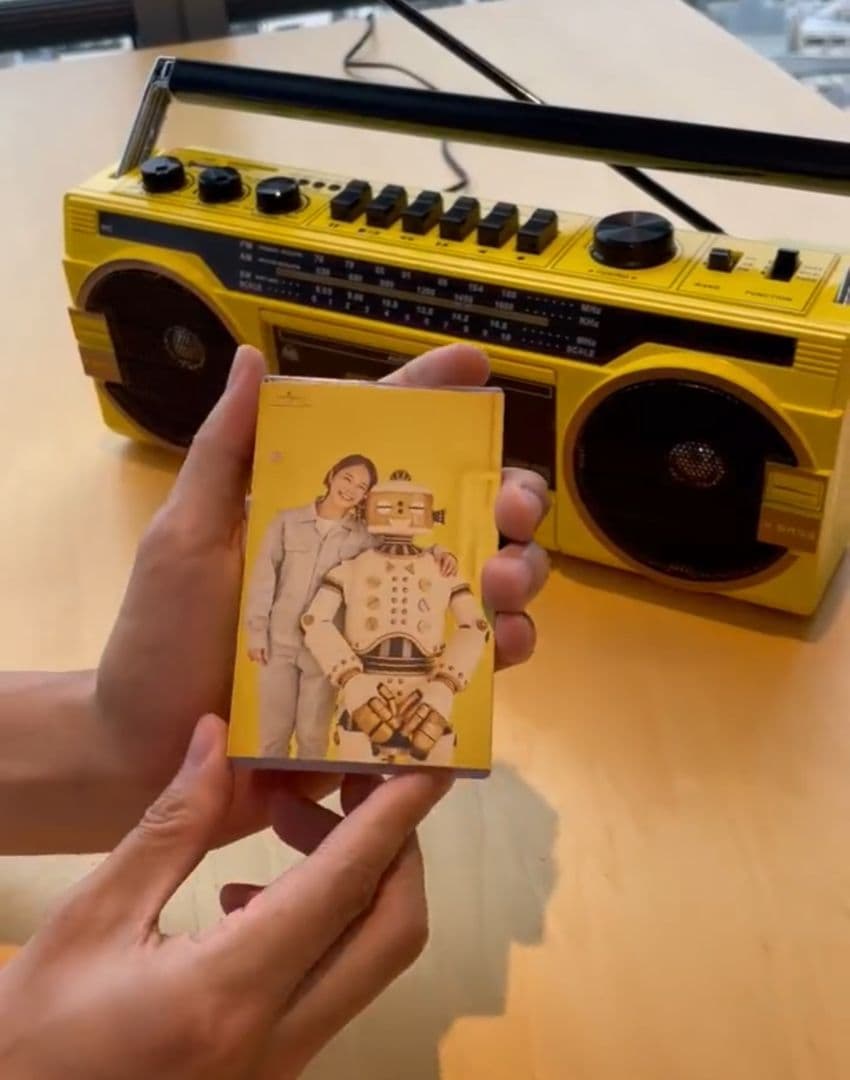 スピッツ(ひみつスタジオ）Bluetooth対応ステレオラジカセ＆カセットテープ