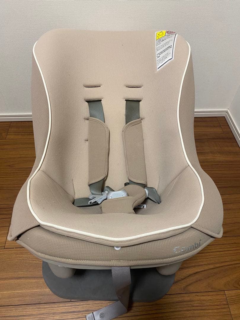 combi コンビ チャイルドシートコッコロ S UX ヘーゼルナッツ