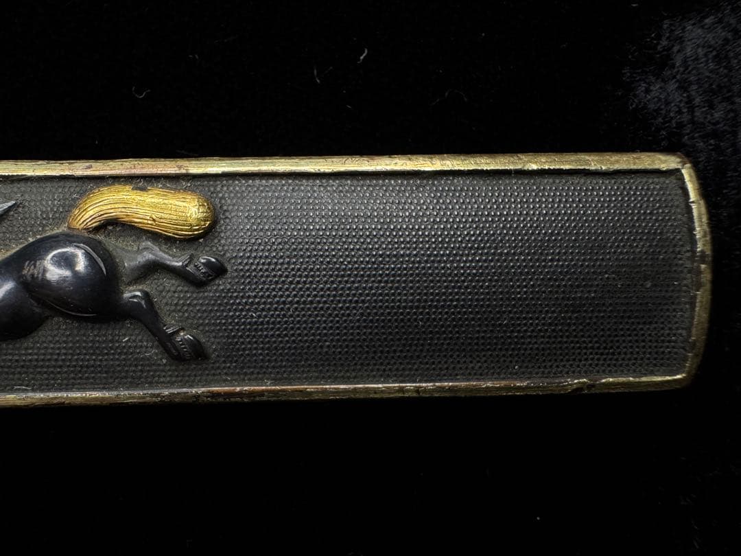 無銘 小柄 馬図 赤銅魚子地 日本刀 刀装具 骨董 古美術 江戸時代 時代物