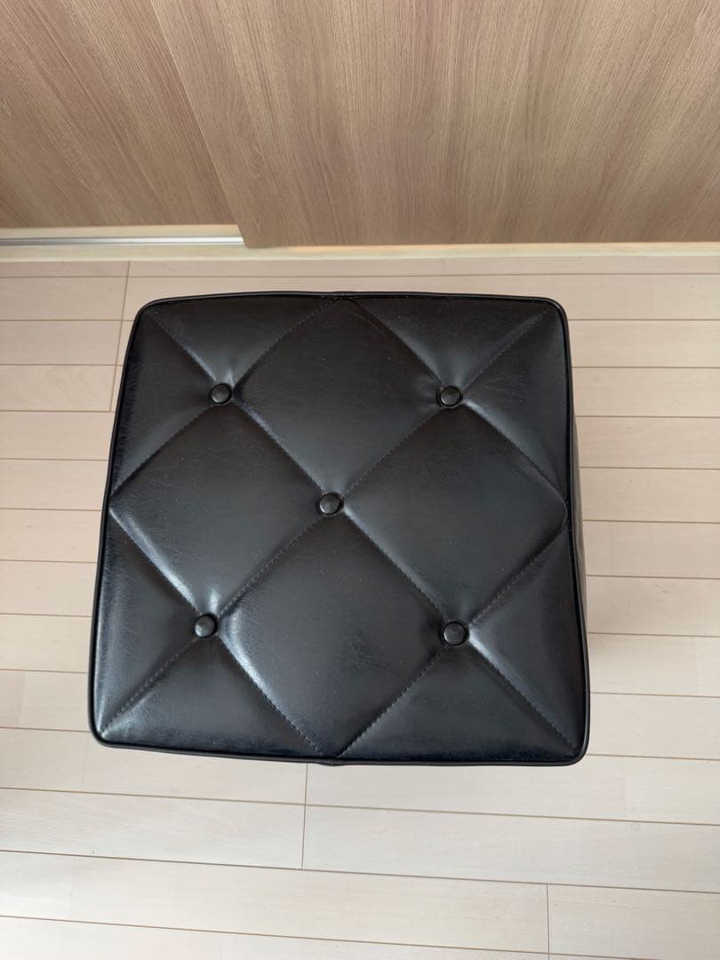 カリモク　オットマン