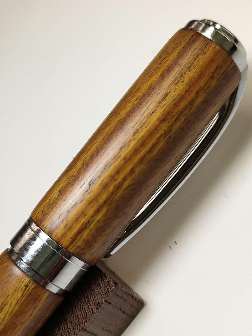 世界で一番硬い木【リグナムバイタ】グラデュエイト万年筆