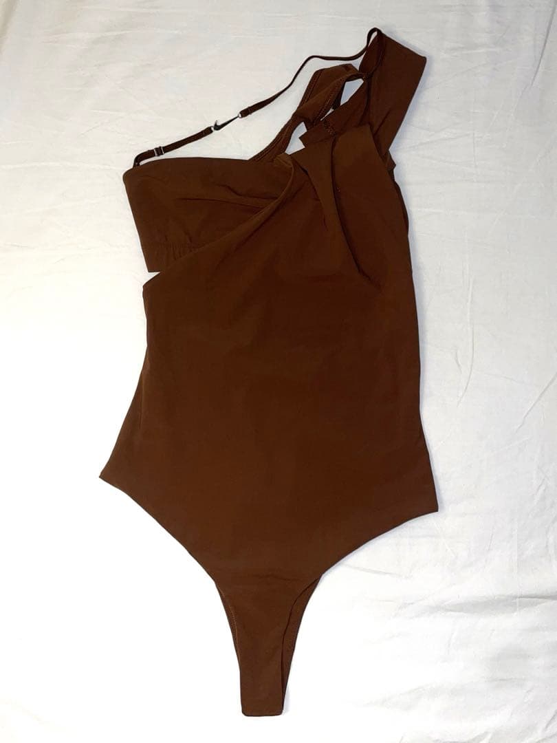 【ほぼ新品】ナイキ x ジャックムス ウィメンズボディスーツ