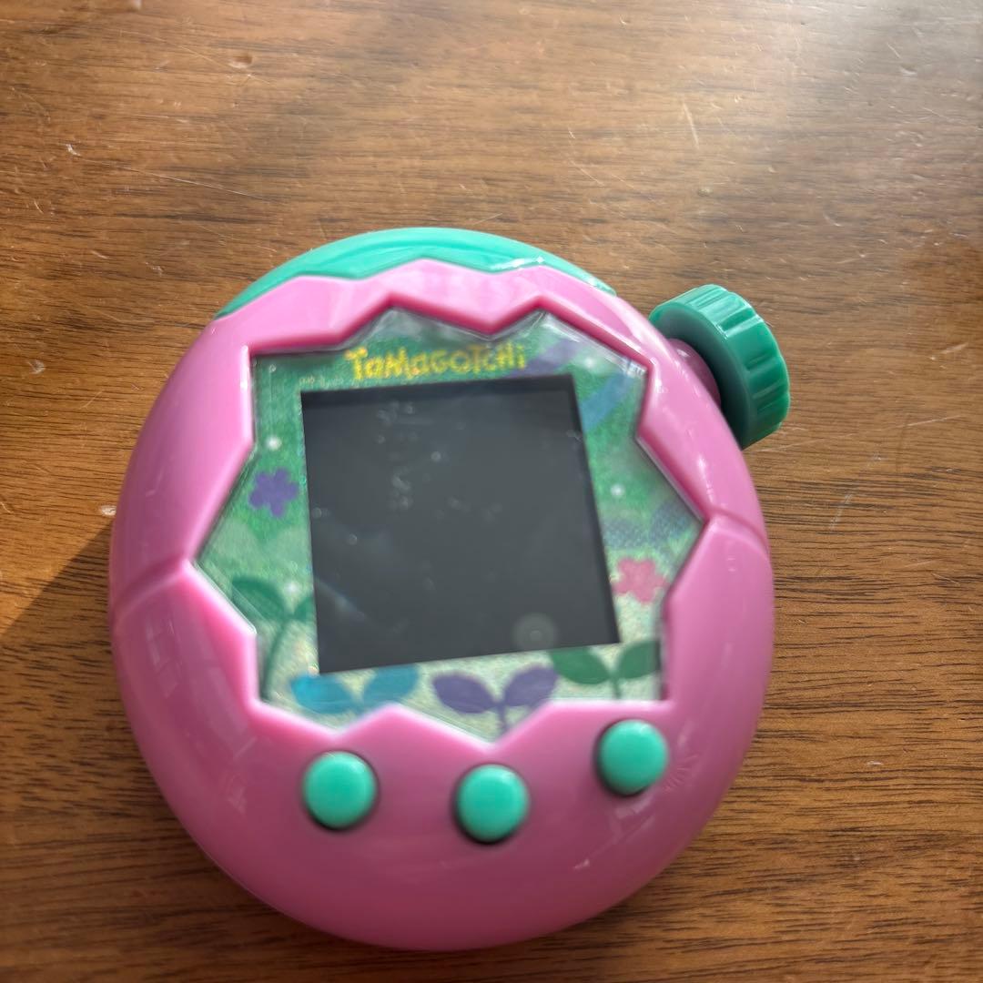 たまごっちパラダイス Pink Land ピンクランド ストラップ付き - メルカリ