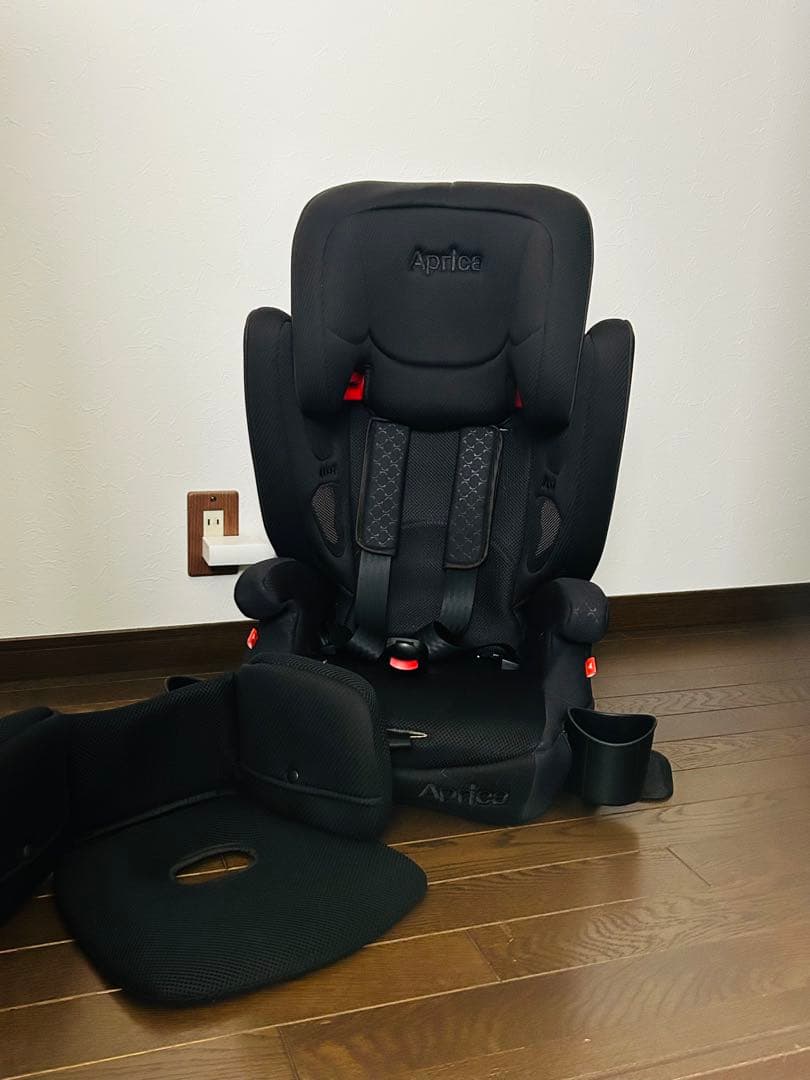 アップリカ ジュニアシート エアグルーヴプラス