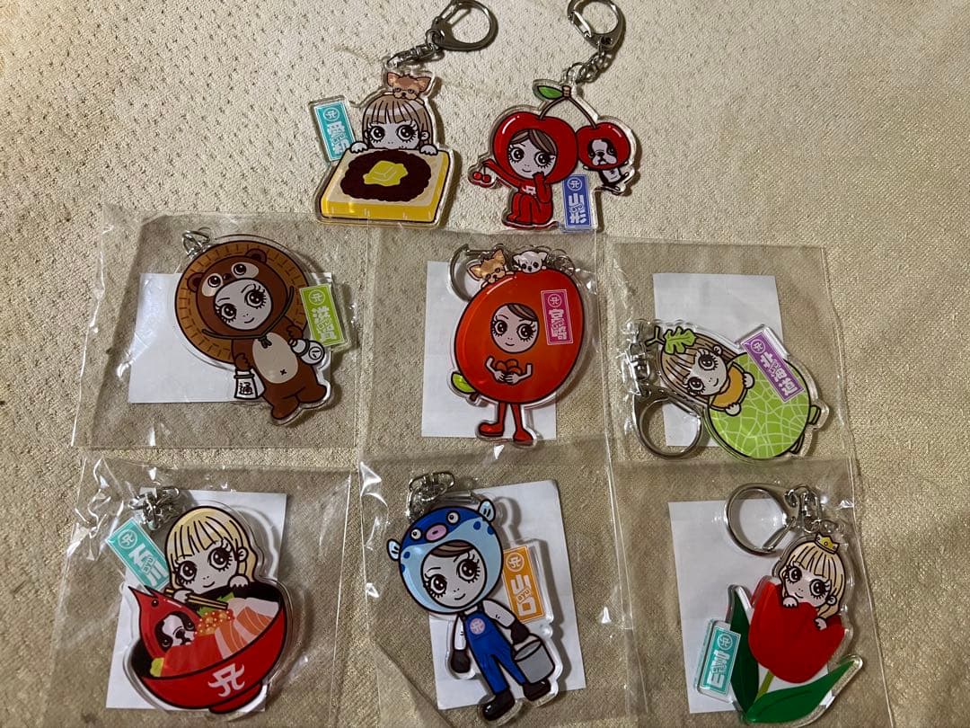 浜崎あゆみ 25th 47都道府県ツアー アクリルキーホルダー - メルカリ