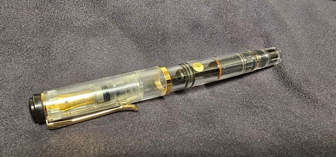 ペリカン デモンストレーター　万年筆 Pelikan ペリカン 万年筆 特別生産品 M205 DEMONSTRATOR