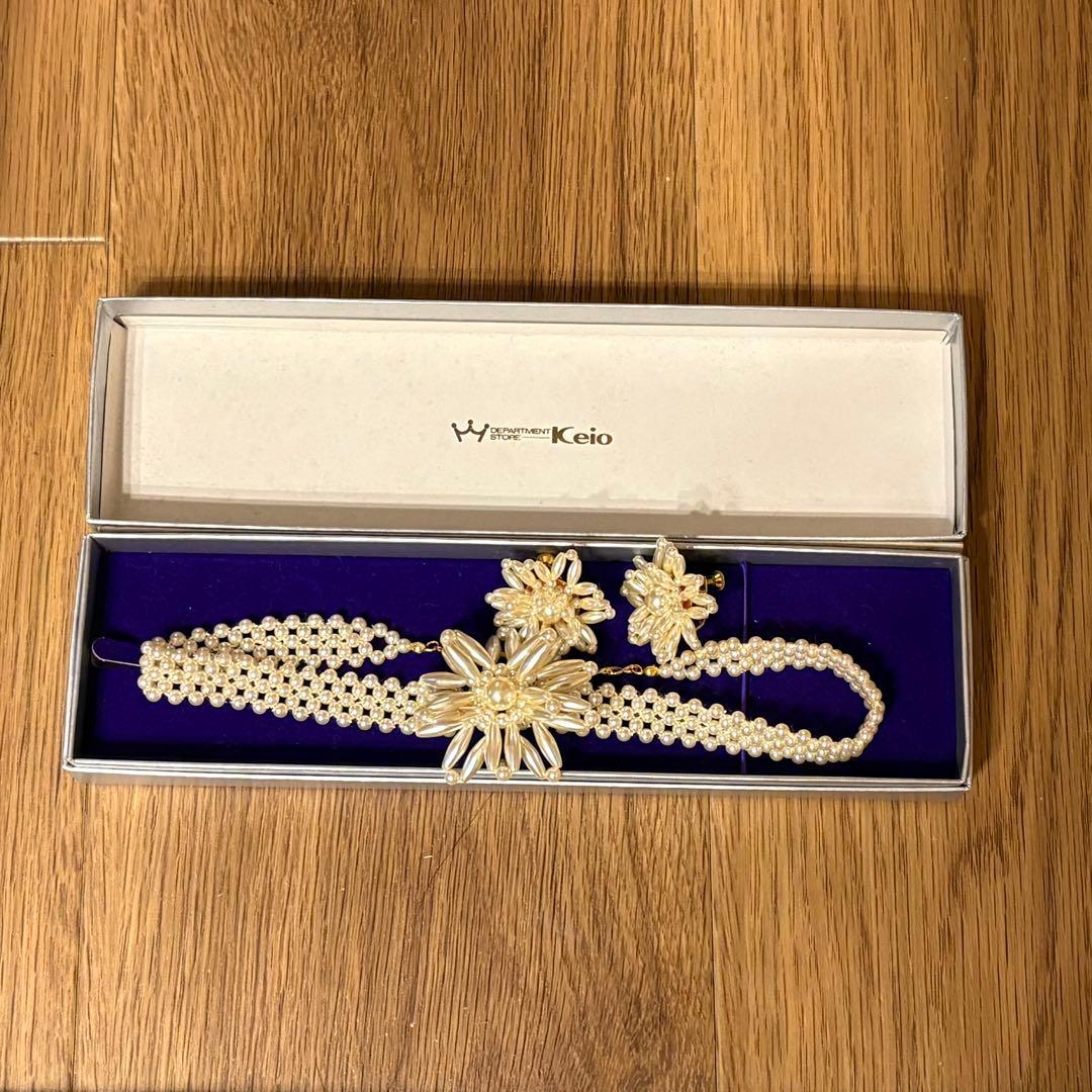 E*様 FUNQUETH フリルドレスとオーガンジーロングジレ　アクセサリー付き