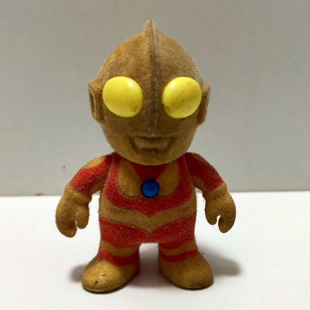 ウルトラマン　グラフィティ　マックン　メル　メグ　ウルトラマンファミリ　ジャンク