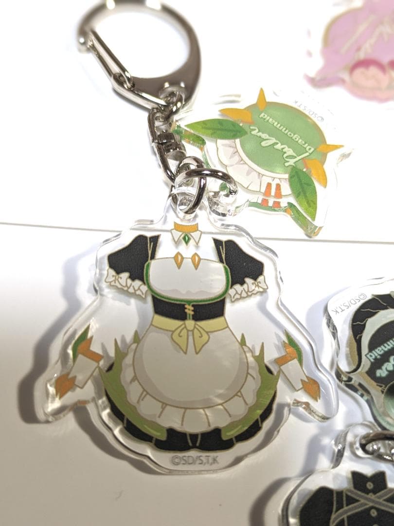 遊戯王カードゲーム25周年 ドラゴンメイド衣装チャームコレクション全