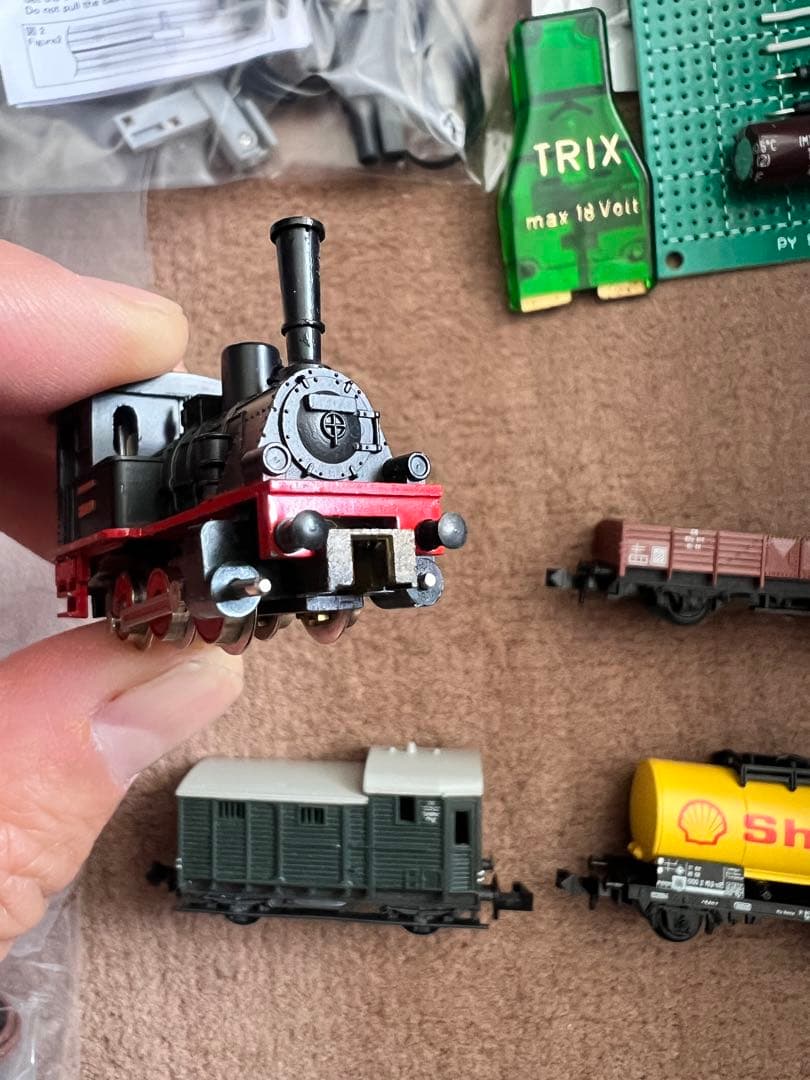 TRIX Nゲージ 鉄道模型セット 4両+レール まとめ売り