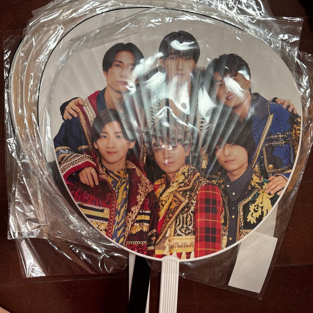 SixTones まとめ売り（ペンライト、うちわ、CD、雑誌、公式写真）など