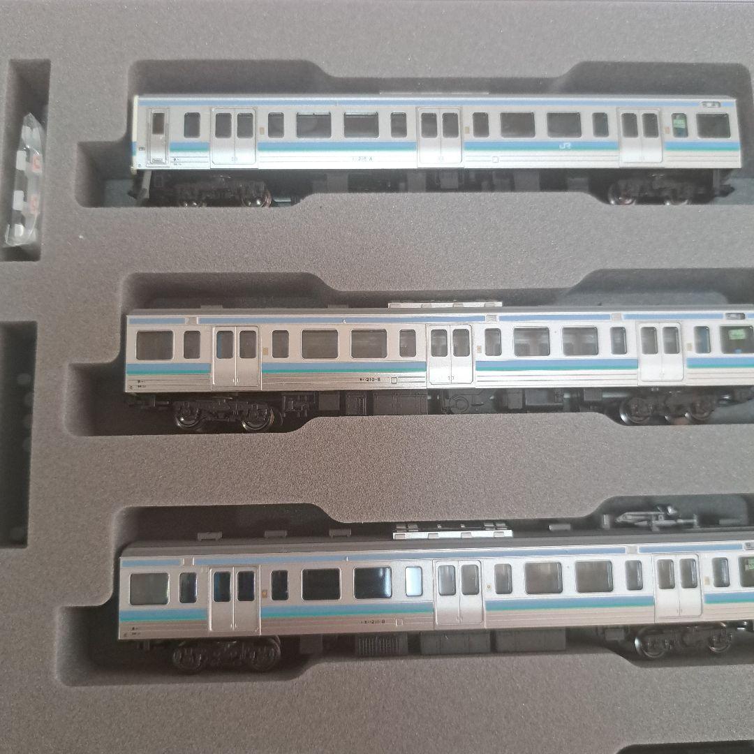 KATO10-1851　211系0番台長野色