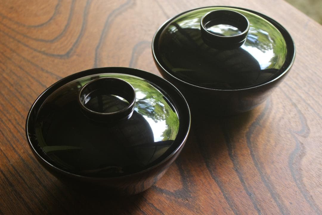 時代逸品！極上黒漆に風情ある秋虫蒔絵の映えるお椀2点（