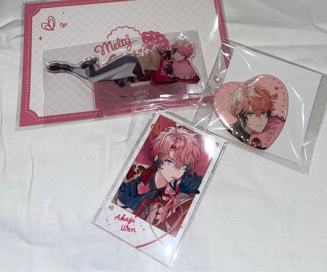 赤城ウェン バレンタイン アクスタ 缶バッジ トレカ にじさんじ