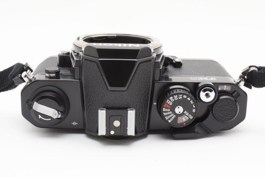 新品級 ニコン NEW FM2 ブラック フィルム モルト新品交換済 M126