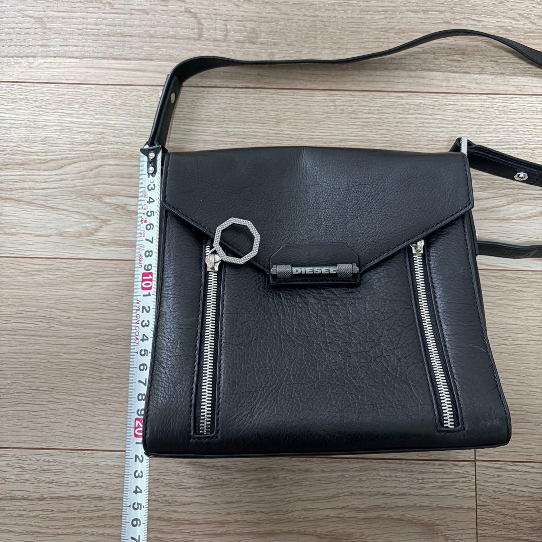 DIESEL レザーショルダーバッグ
