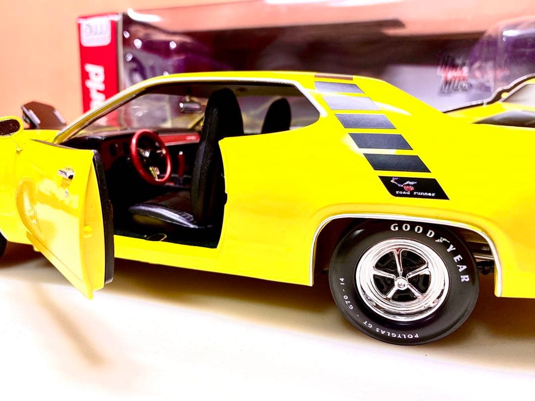 プリムスロードランナー1/18scale