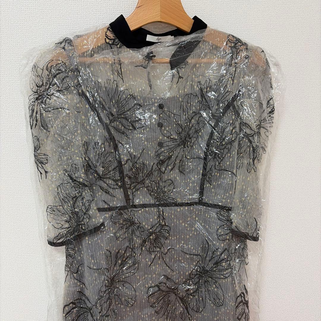 LEJA-配色パイピングプチハイネック花柄刺繍ラメレースロング丈ドレス