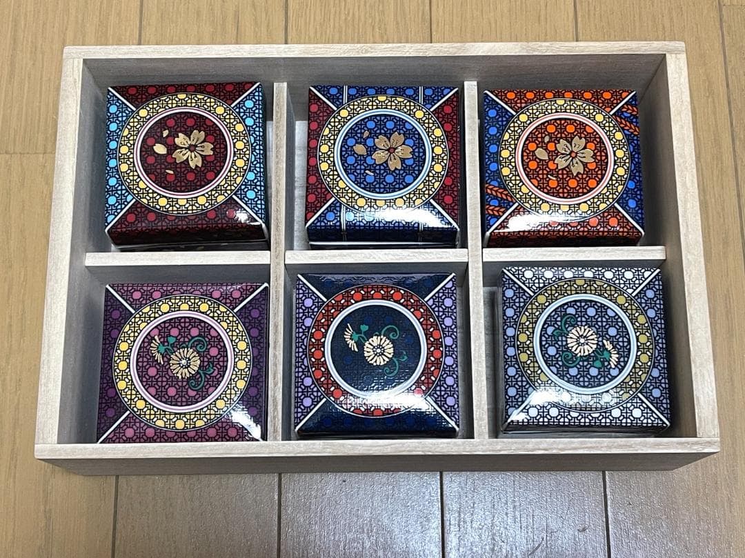 限定品 活撃 刀剣乱舞 小物入れ 九谷焼セット 限定品 活撃 刀剣乱舞