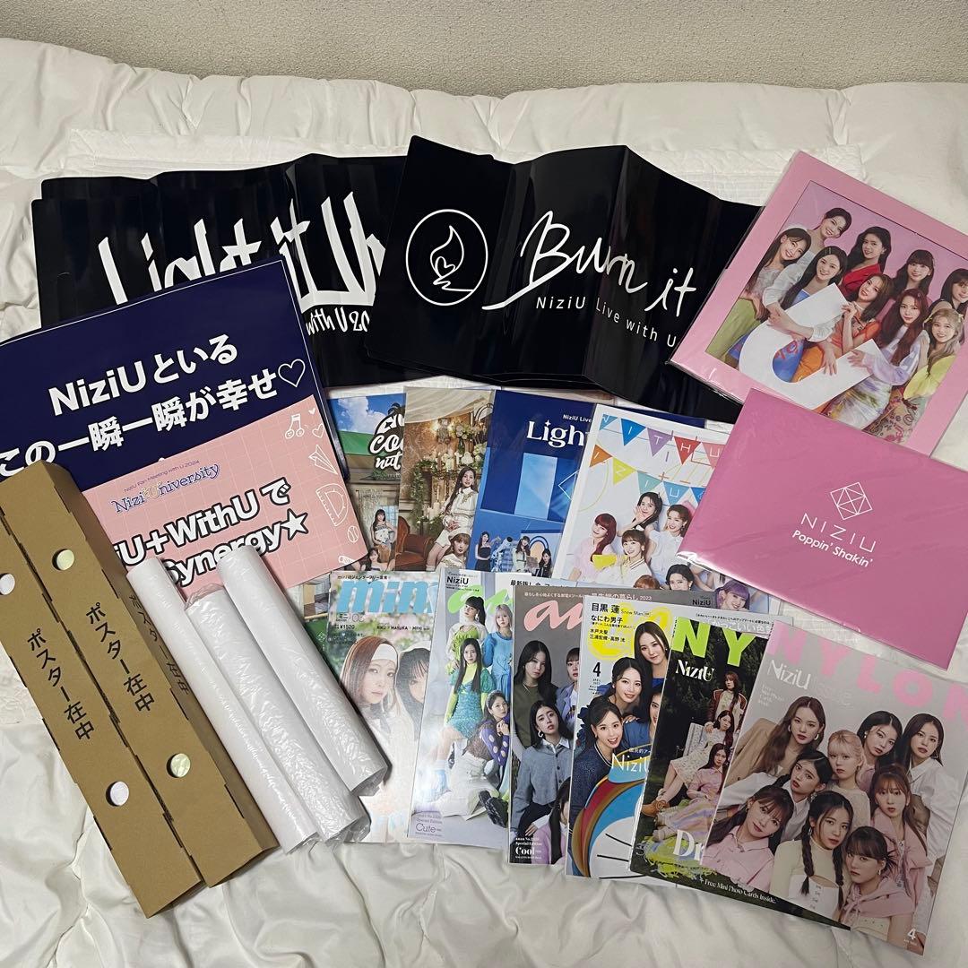 NiziU公式・グッズセットまとめ