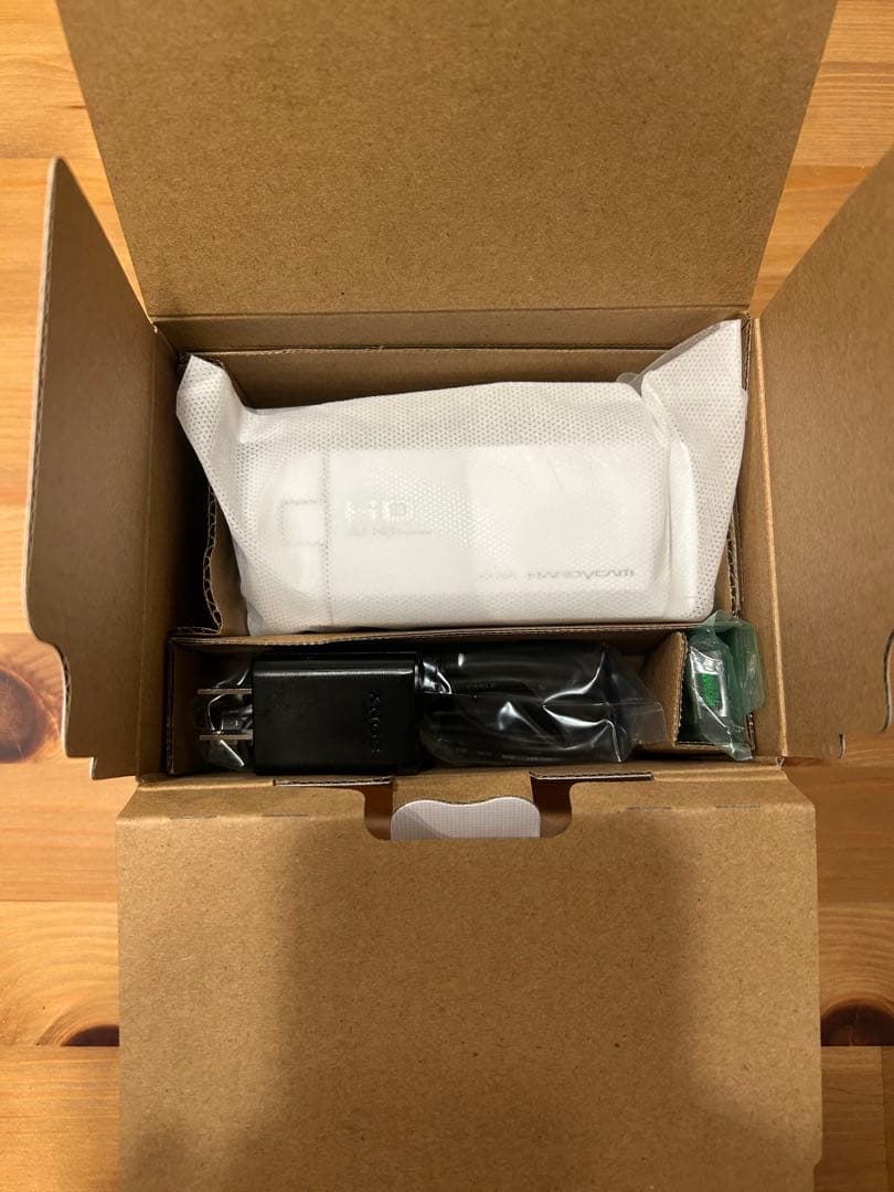 美品◼︎SONY HDR CX-470◼︎コンパクト ビデオカメラレコーダー　白