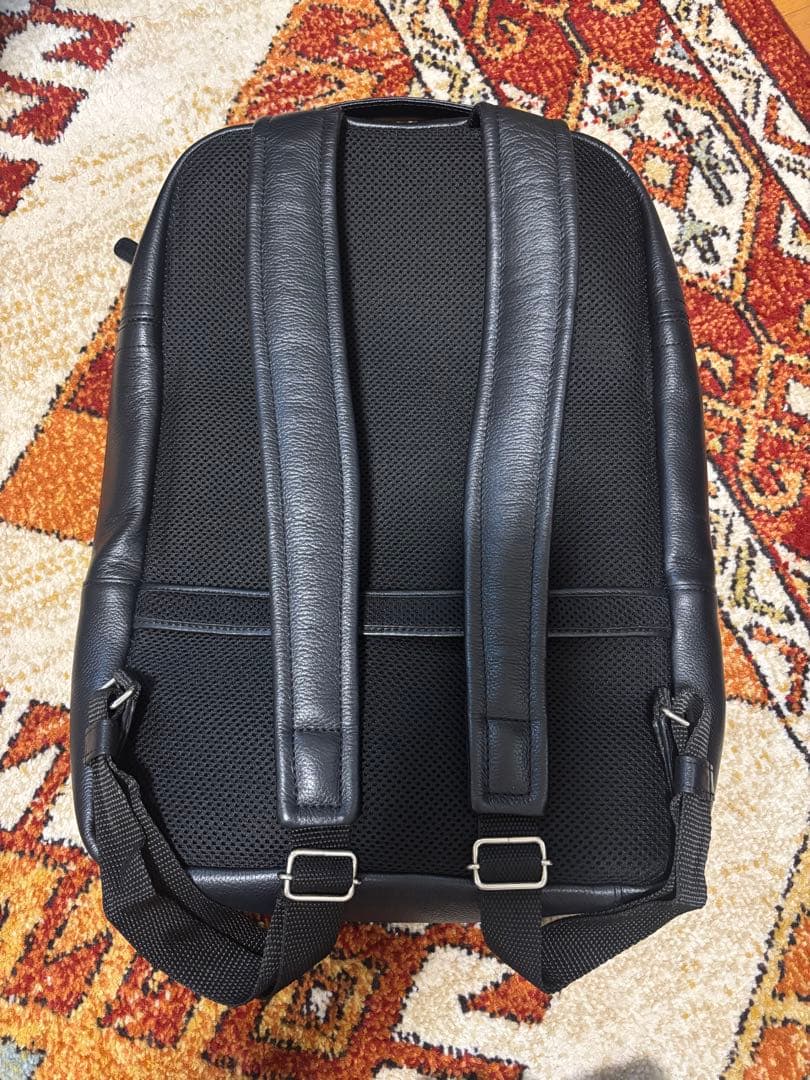 ビジネスレザーファクトリー　リュック　ブラック