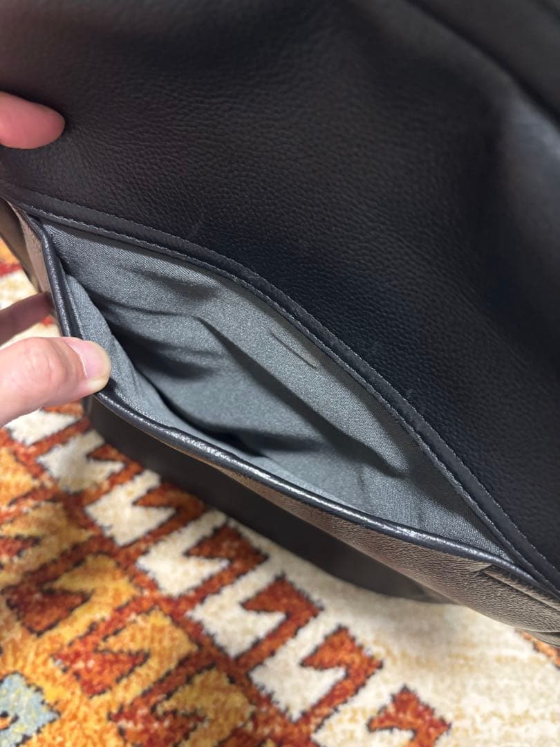 ビジネスレザーファクトリー　リュック　ブラック