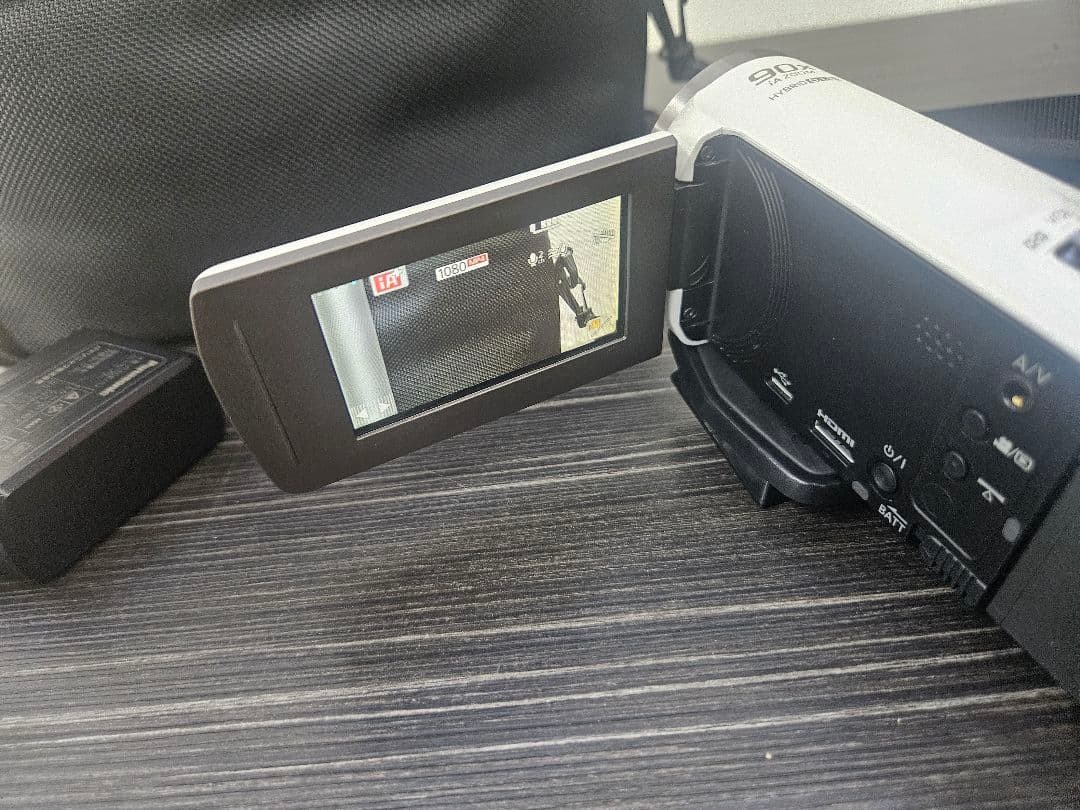 美品 Panasonic HC-V480MS HDビデオカメラ ホワイト