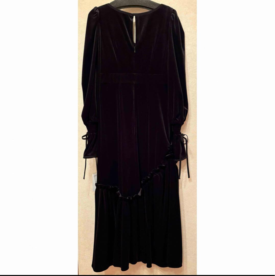 スーツ・フォーマル・ドレス Herlipto Lux Velour Lace Midi Dress