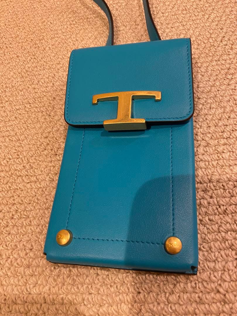 新品未使用⭐︎TODS スマホショルダー　モバイルフォンホルダー　ブルーレザー