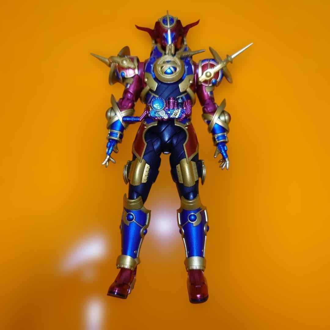 S.H.Figuarts 仮面ライダーエボル 箱無しジャンク品