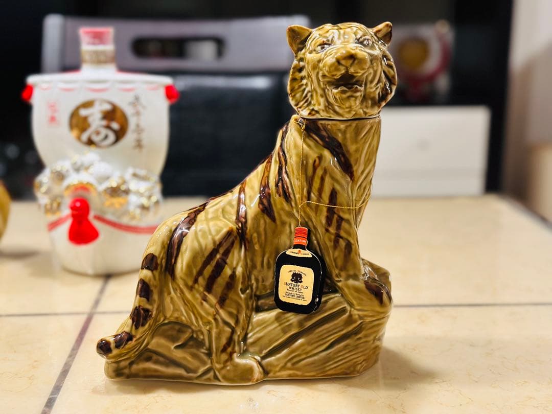 美品】干支ボトル サントリー 6本セット - メルカリ