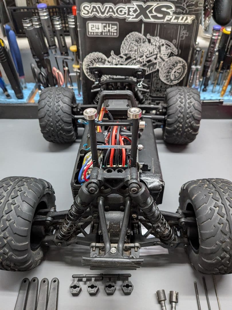 HPI サベージ FLUX 1/12