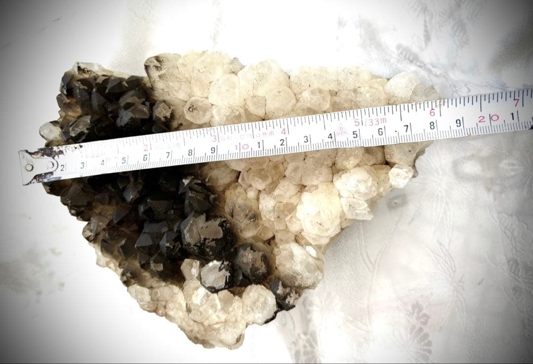 水晶のクラスター☆天然石☆ (ルチル・モリオン・リアクォーツの混在