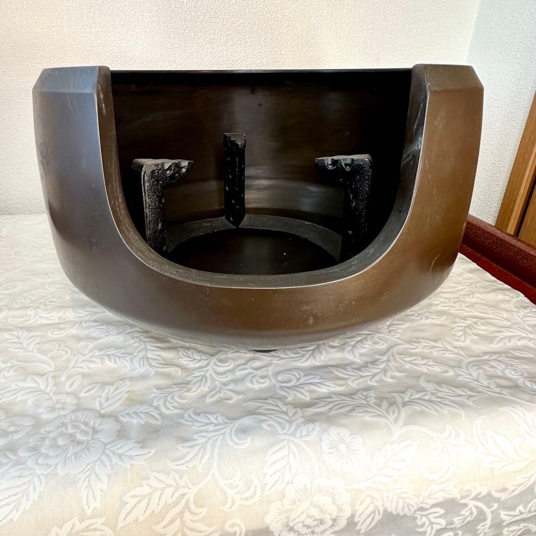 ♦︎未使用品♦︎茶道具 唐銅？面取り風炉 虫喰い 五徳 風炉 - メルカリ