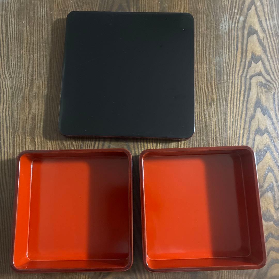 輪島塗 漆器 2段重箱 共箱・台付き