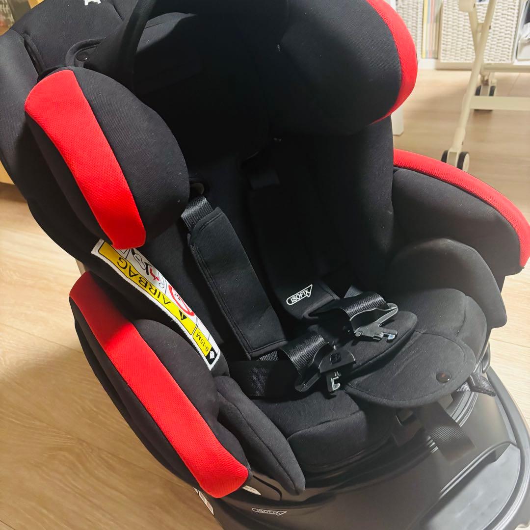 チャイルドシート　Aprica Fladeat +