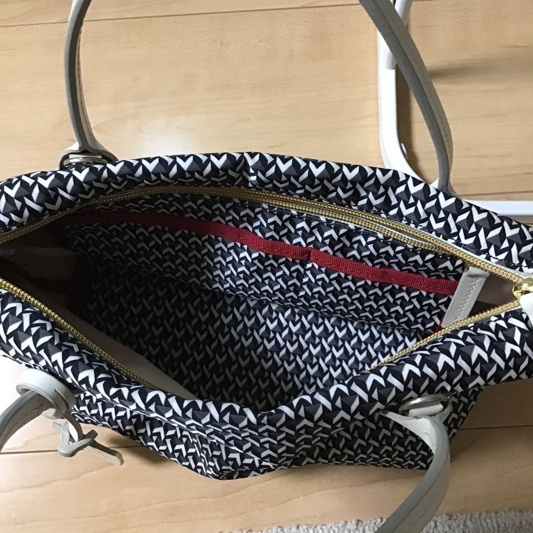 ロベルタ ピエリ ショルダーバッグ