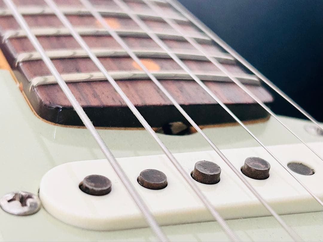 激鳴り個体 75万円相当 1959 Stratocaster ストラップ付