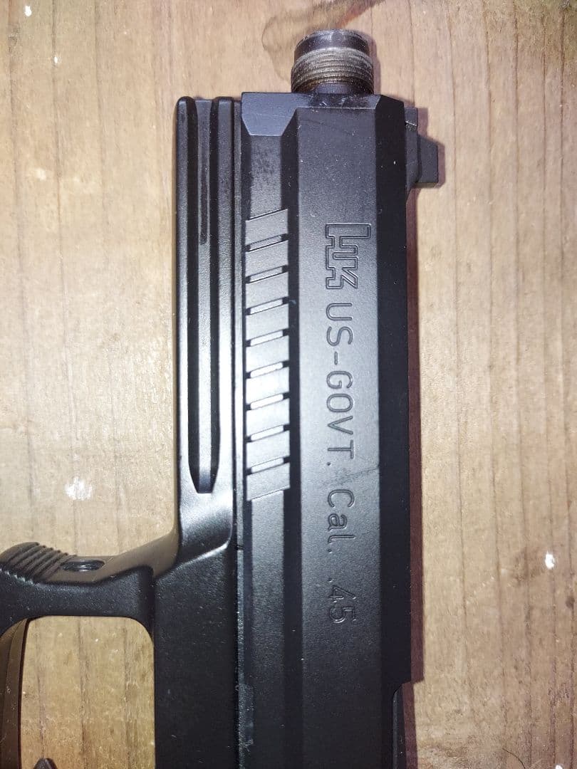 東京マルイ　ガスガン　SOCOM Mk23 ソーコム　予備マガジン付属