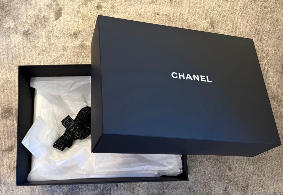 綺麗✨CHANEL【空箱】バッグ用 シャネル CHANEL 空箱 2点セット ホワイト 白 アクセサリーBOX サイズ