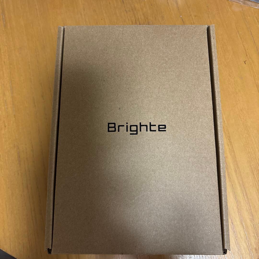 大幅値引きしました】B righted 美顔器 化粧水付き