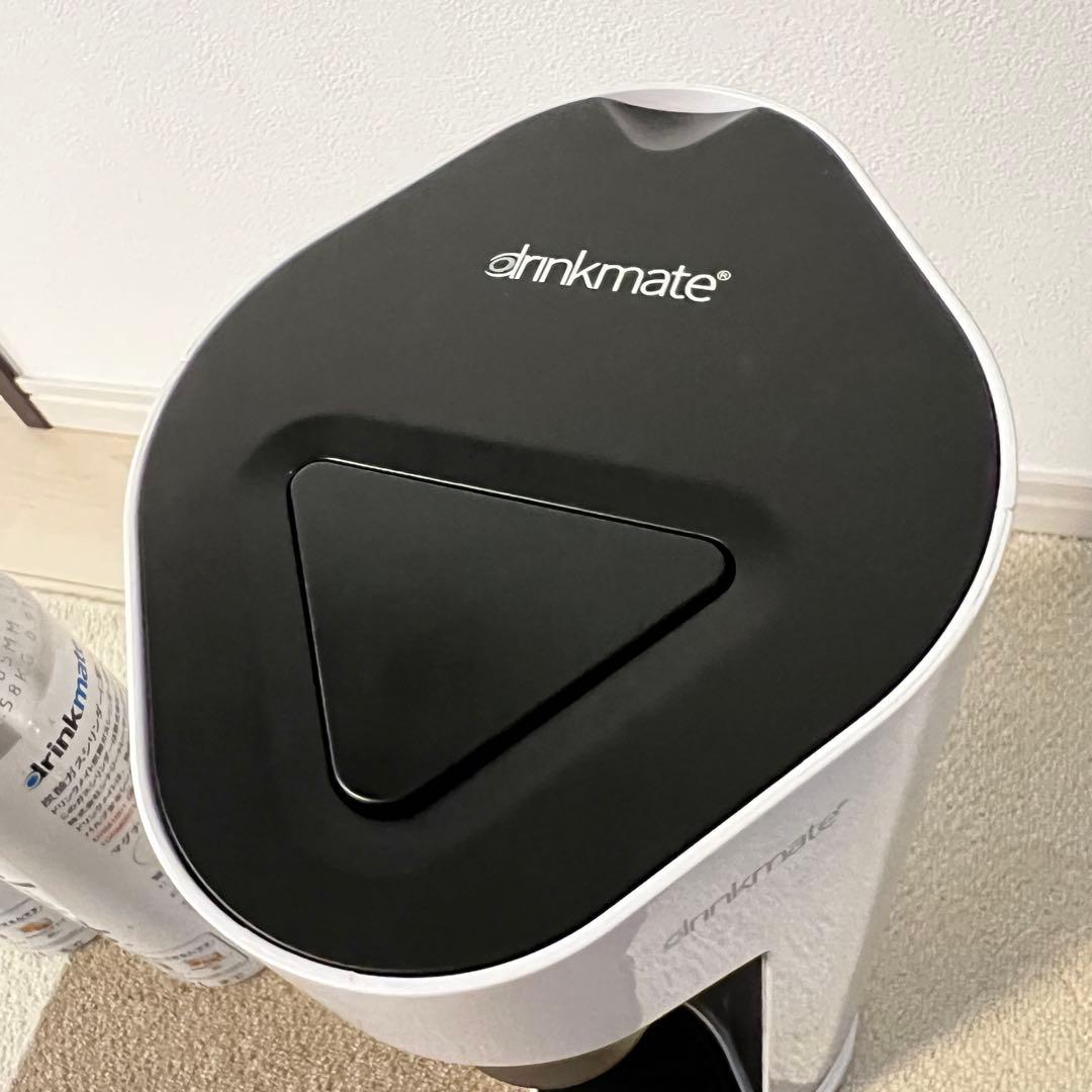 ドリンクメイト マグナムDRM1005白 ガスシリンダー2本&専用ボトル1本付