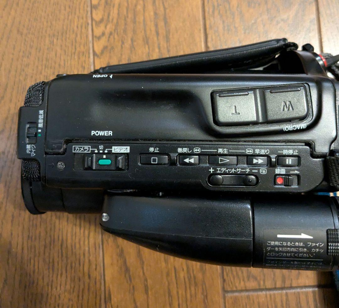 美品＊動作確認済 SONY CCD-TR105 ハンディカム Video8